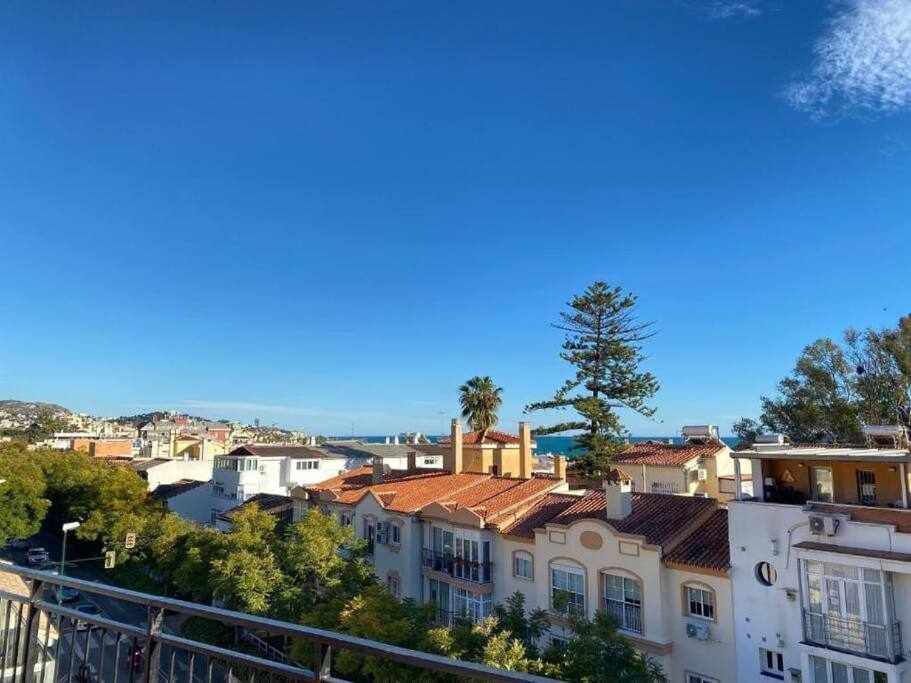 Atico Con Terraza Frente Playa Pedregalejo Apartman Málaga Kültér fotó