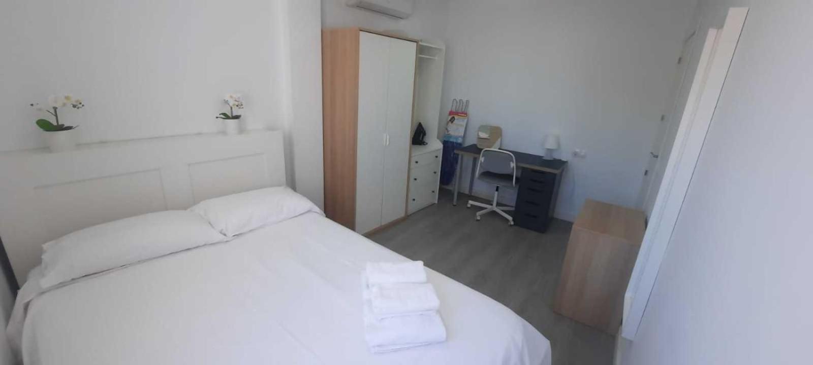 Atico Con Terraza Frente Playa Pedregalejo Apartman Málaga Kültér fotó