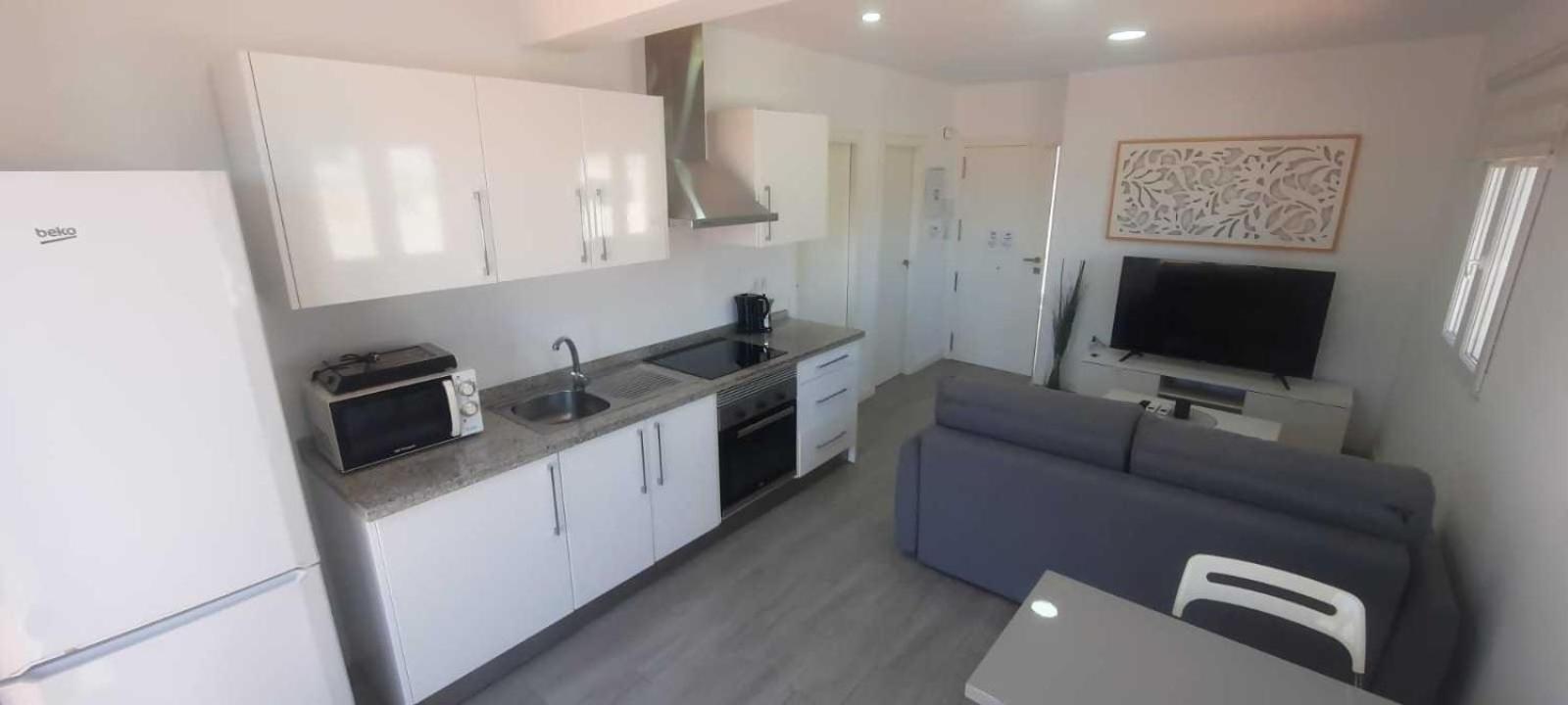 Atico Con Terraza Frente Playa Pedregalejo Apartman Málaga Kültér fotó